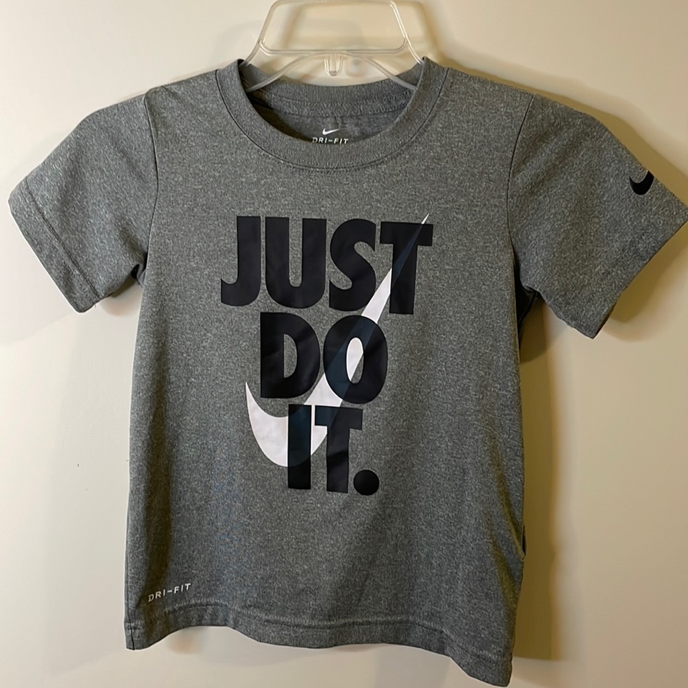 Nike dry fit tshirt